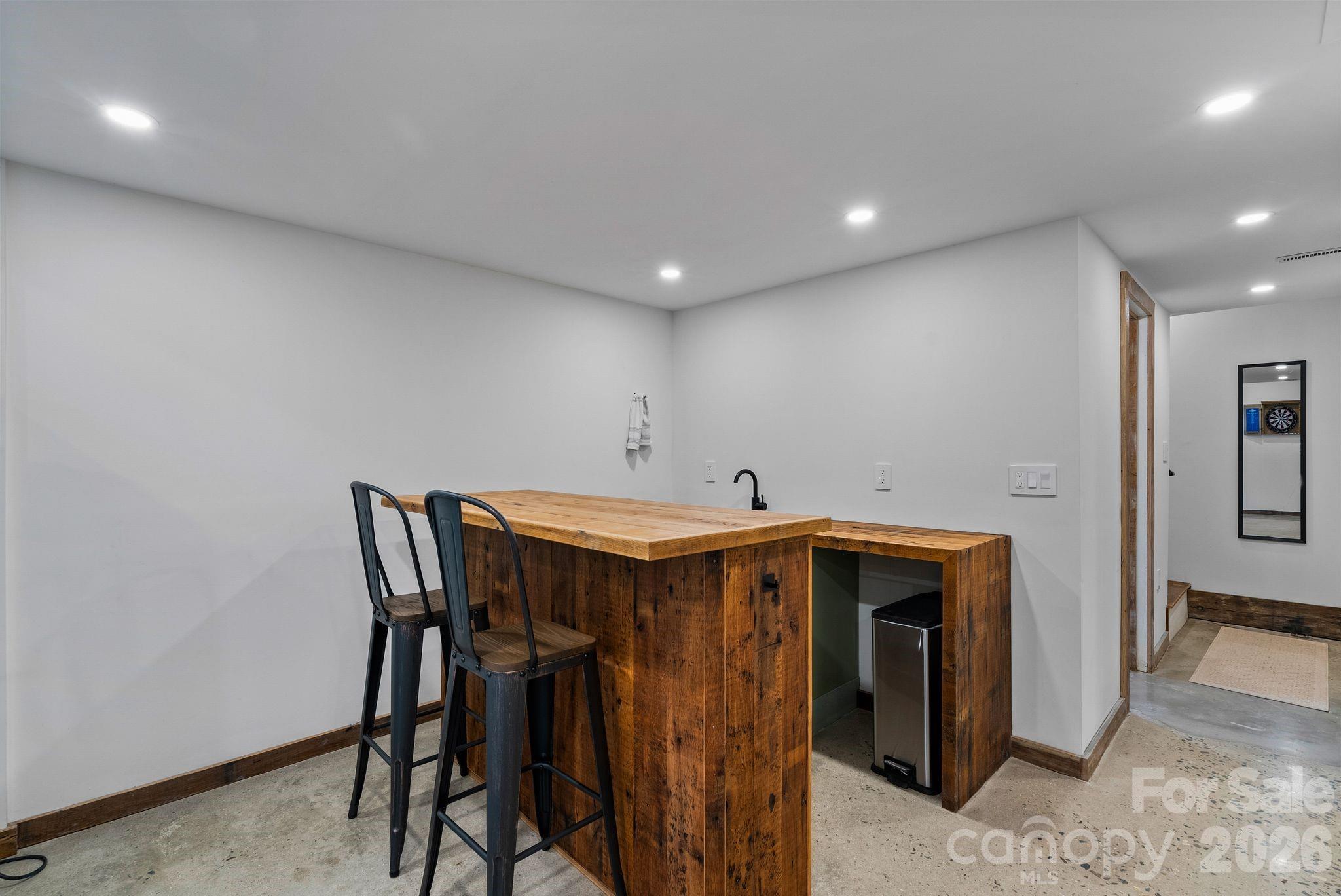 200 Aurora Drive Asheville NC 28805