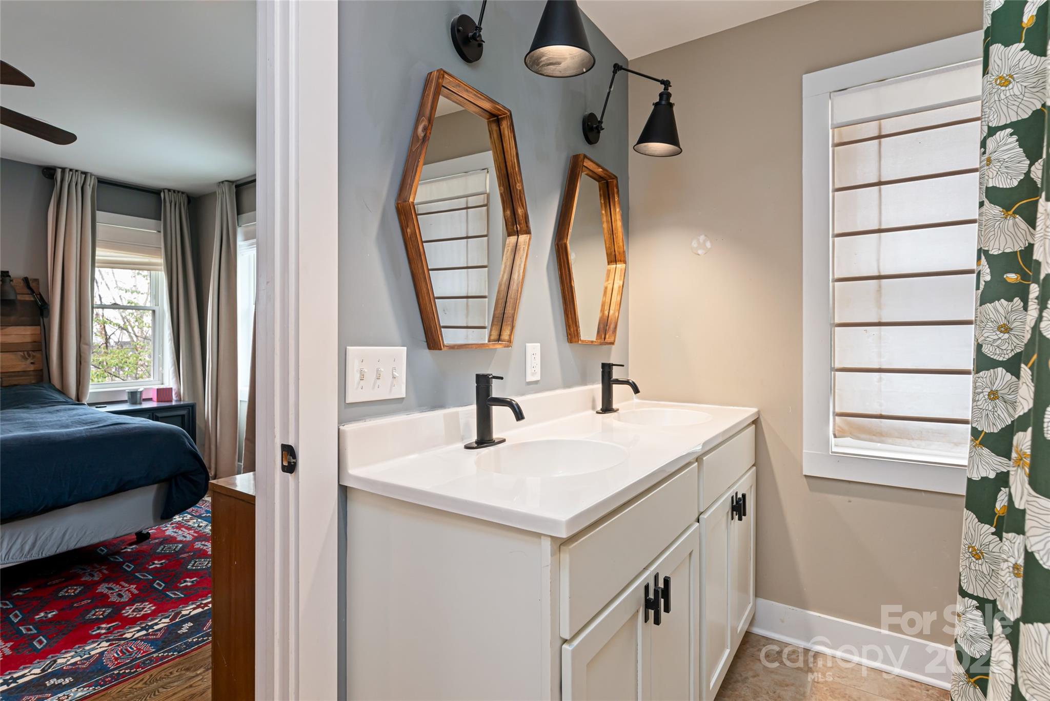 32 Burk Street Asheville NC 28806