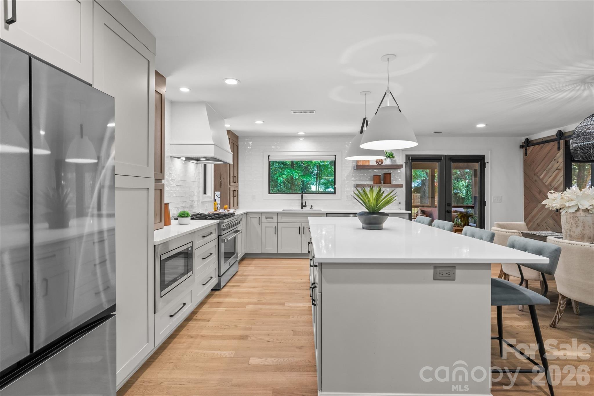 1542 Carolyn Drive Charlotte NC 28205