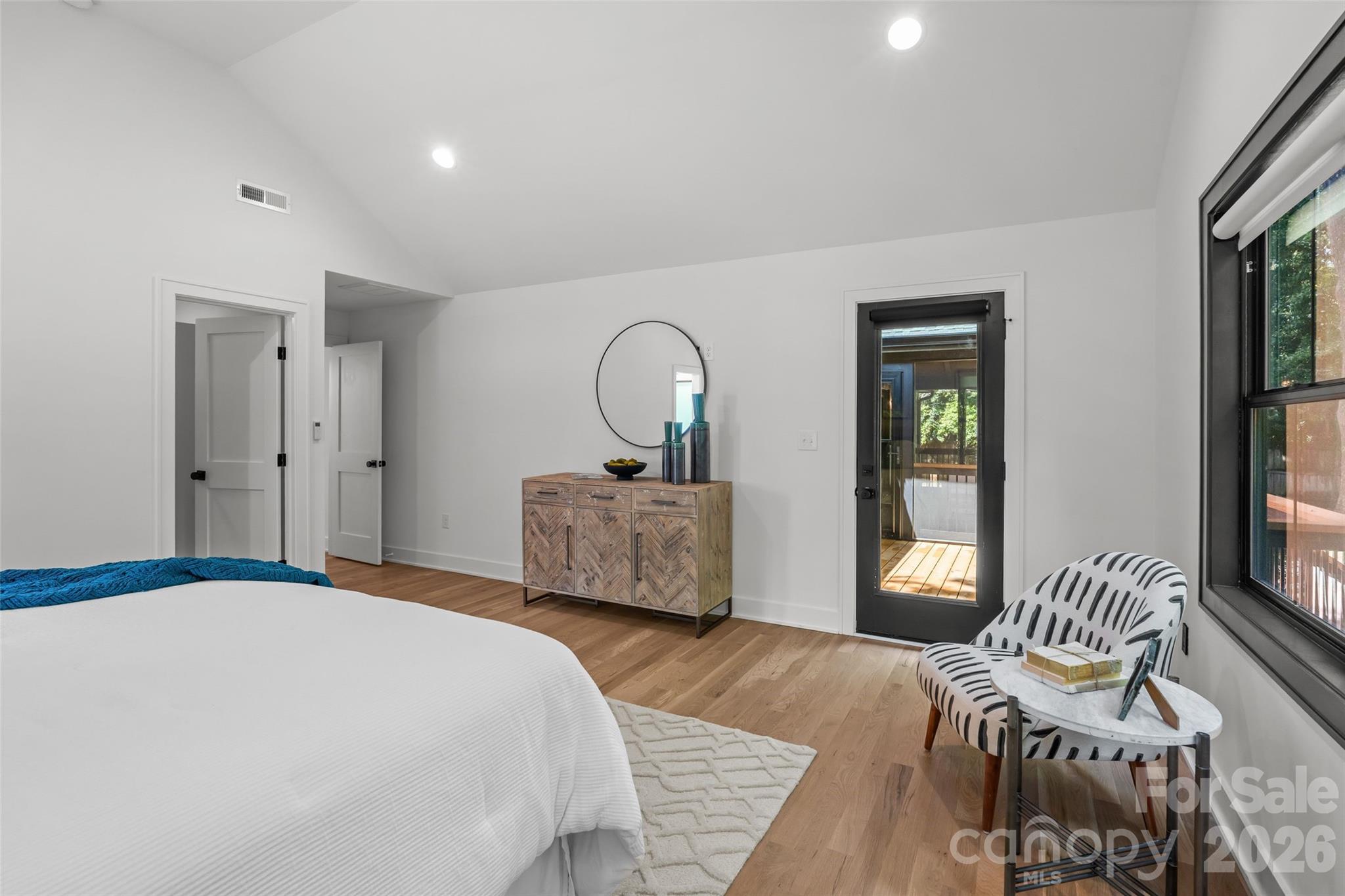 1542 Carolyn Drive Charlotte NC 28205