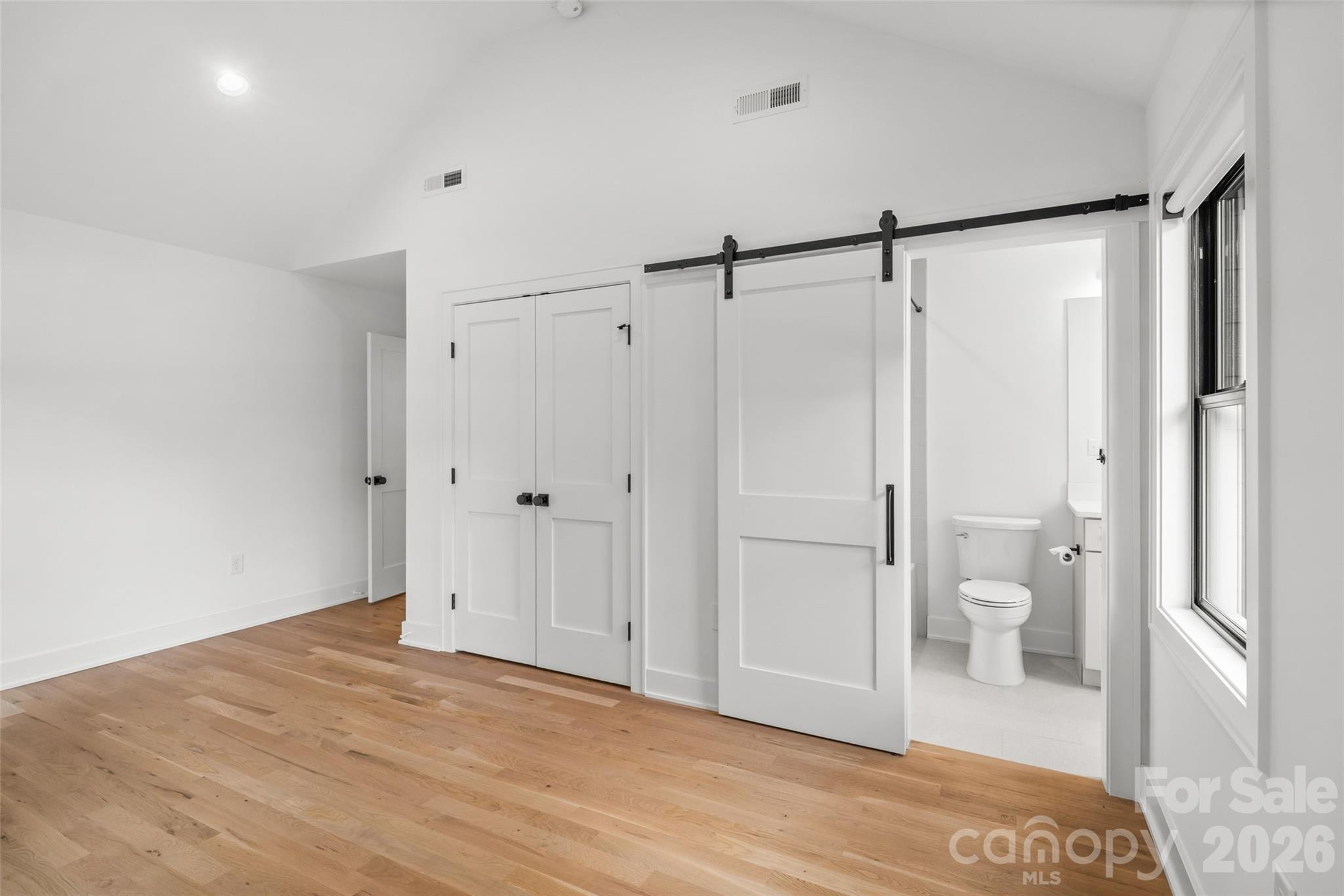 1542 Carolyn Drive Charlotte NC 28205