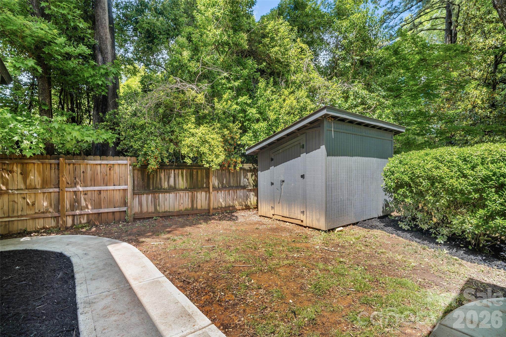 1542 Carolyn Drive Charlotte NC 28205
