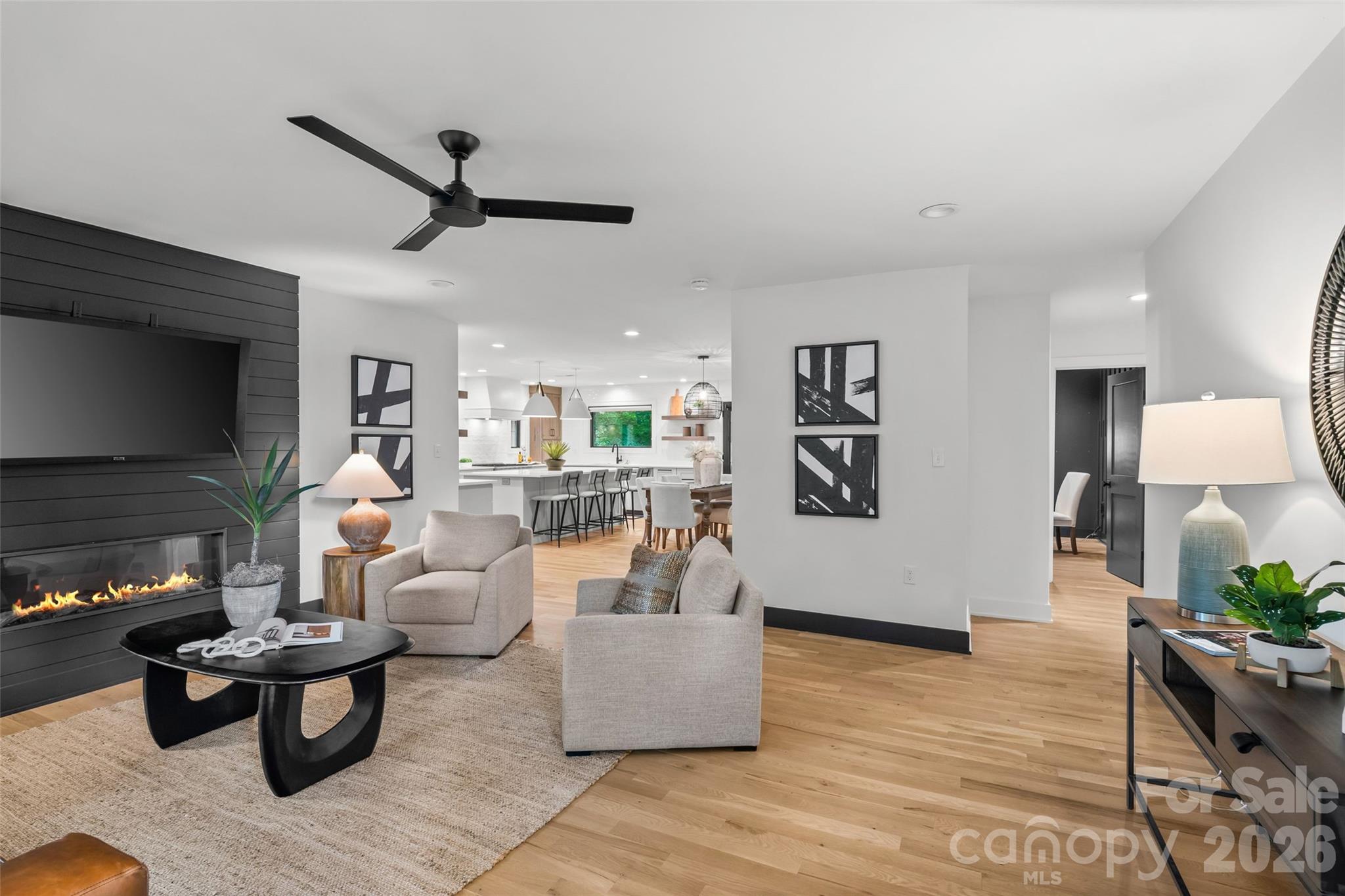 1542 Carolyn Drive Charlotte NC 28205