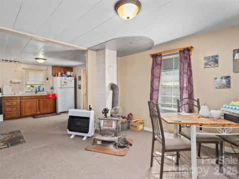 186 Creekmont Drive Clyde NC 28721