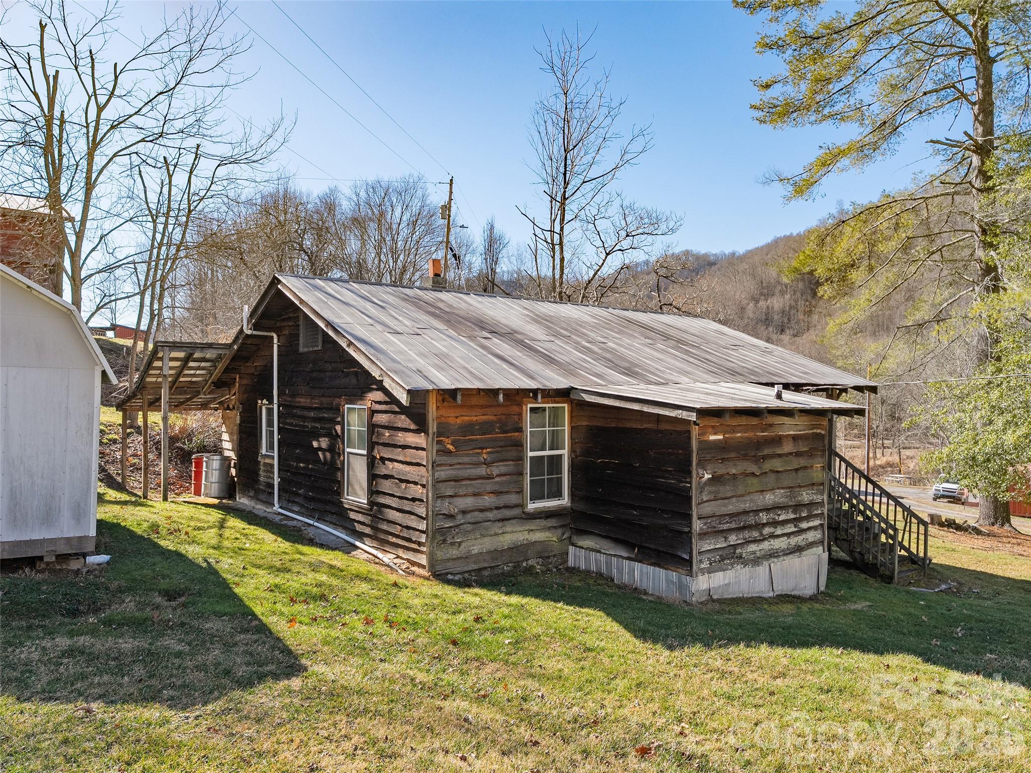 186 Creekmont Drive Clyde NC 28721