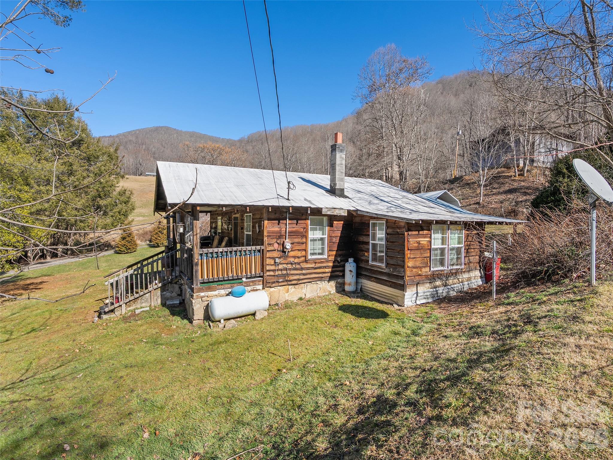 186 Creekmont Drive Clyde NC 28721