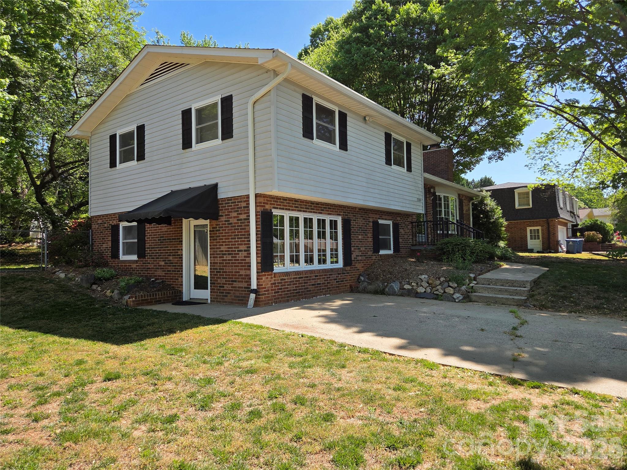 2309 24th Avenue NE Hickory NC 28601