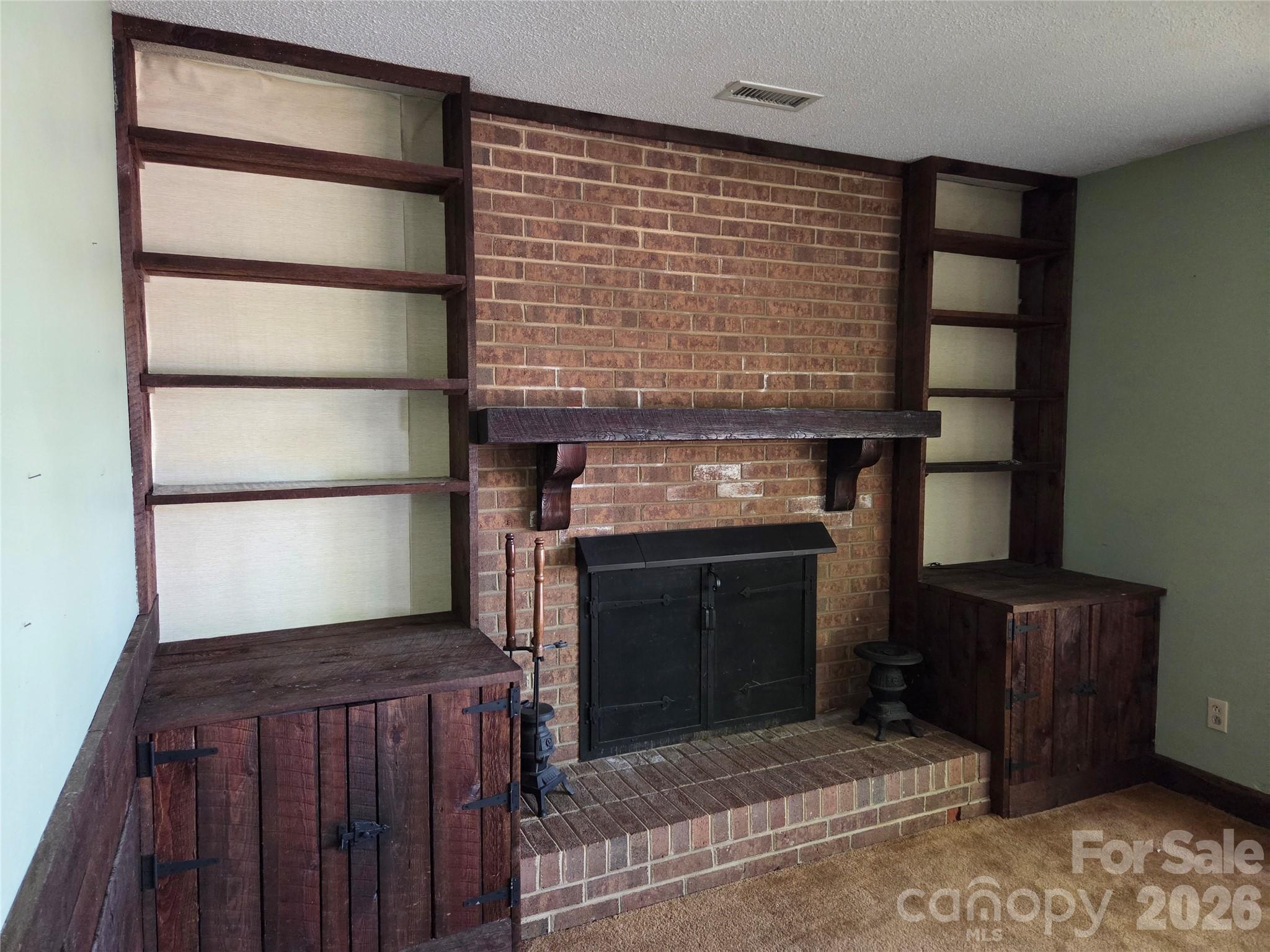 2309 24th Avenue NE Hickory NC 28601