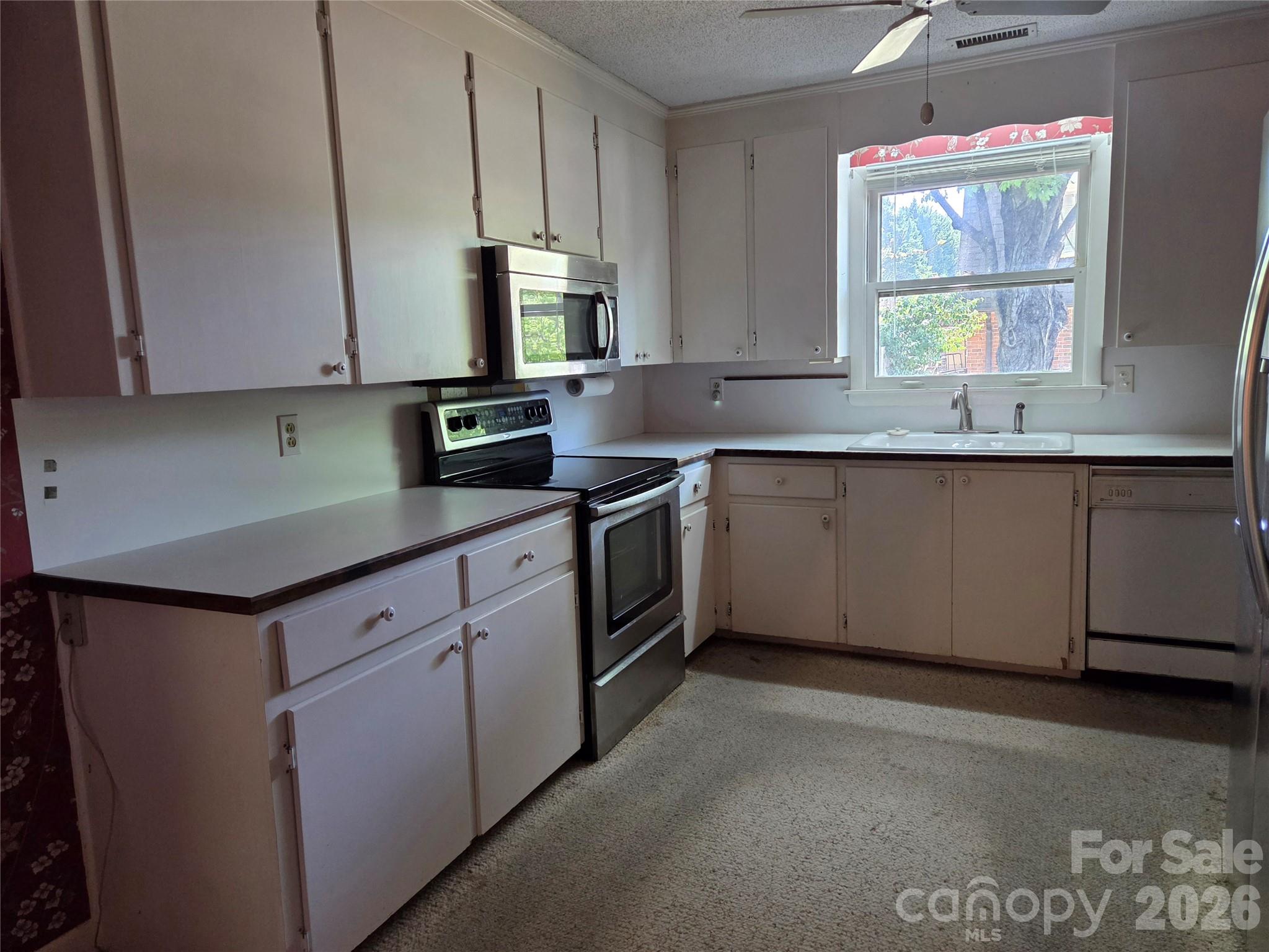 2309 24th Avenue NE Hickory NC 28601