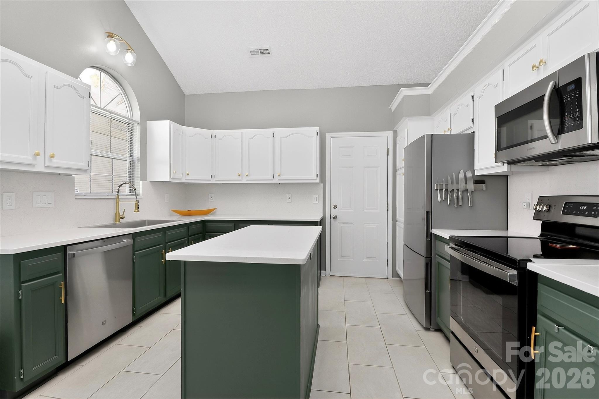 10631 Jardin Way Charlotte NC 28215