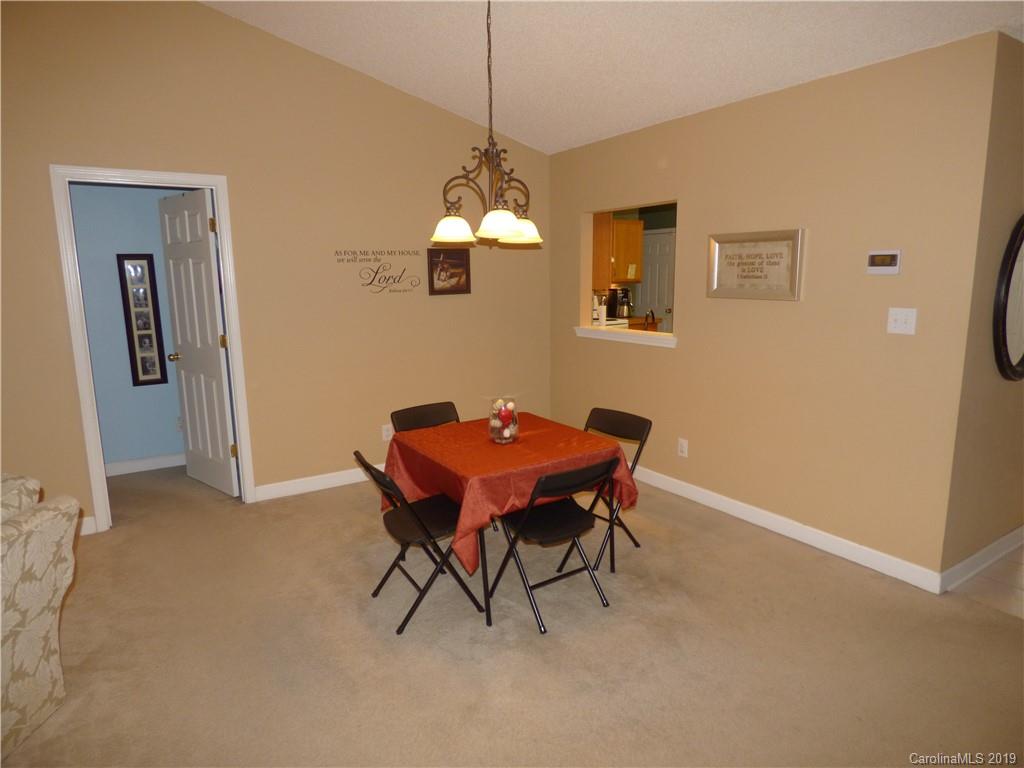 10308 Prairiegrouse Court Charlotte NC 28214