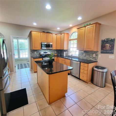 9310 Autumn Applause Drive Charlotte NC 28277