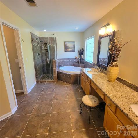 9310 Autumn Applause Drive Charlotte NC 28277