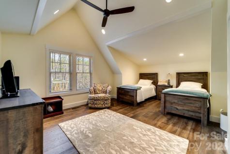 117 Amberleaf Way Cullowhee NC 28723