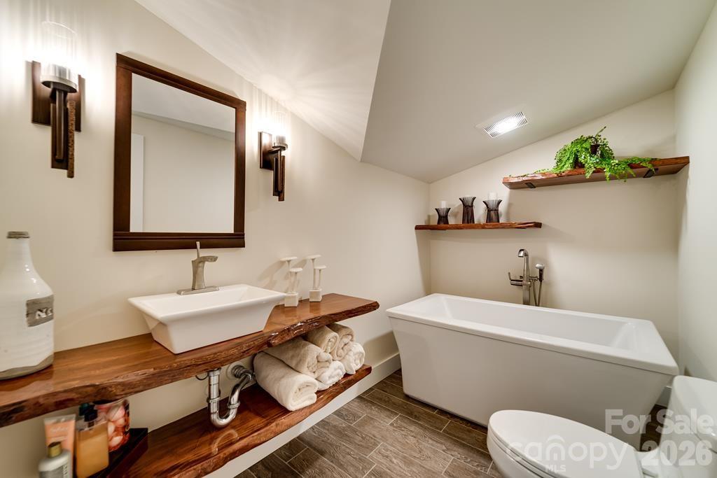 117 Amberleaf Way Cullowhee NC 28723