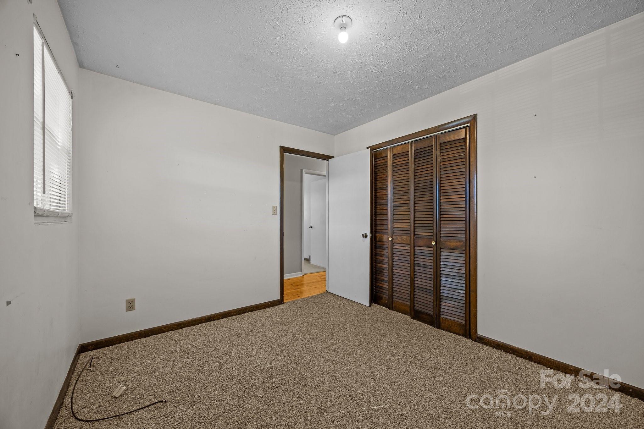 105 Hilltop Farm Road Canton NC 28716