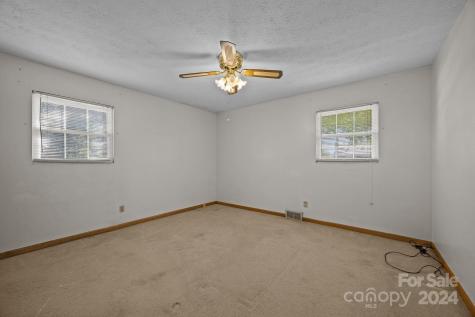 105 Hilltop Farm Road Canton NC 28716