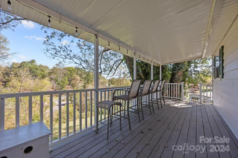 105 Hilltop Farm Road Canton NC 28716