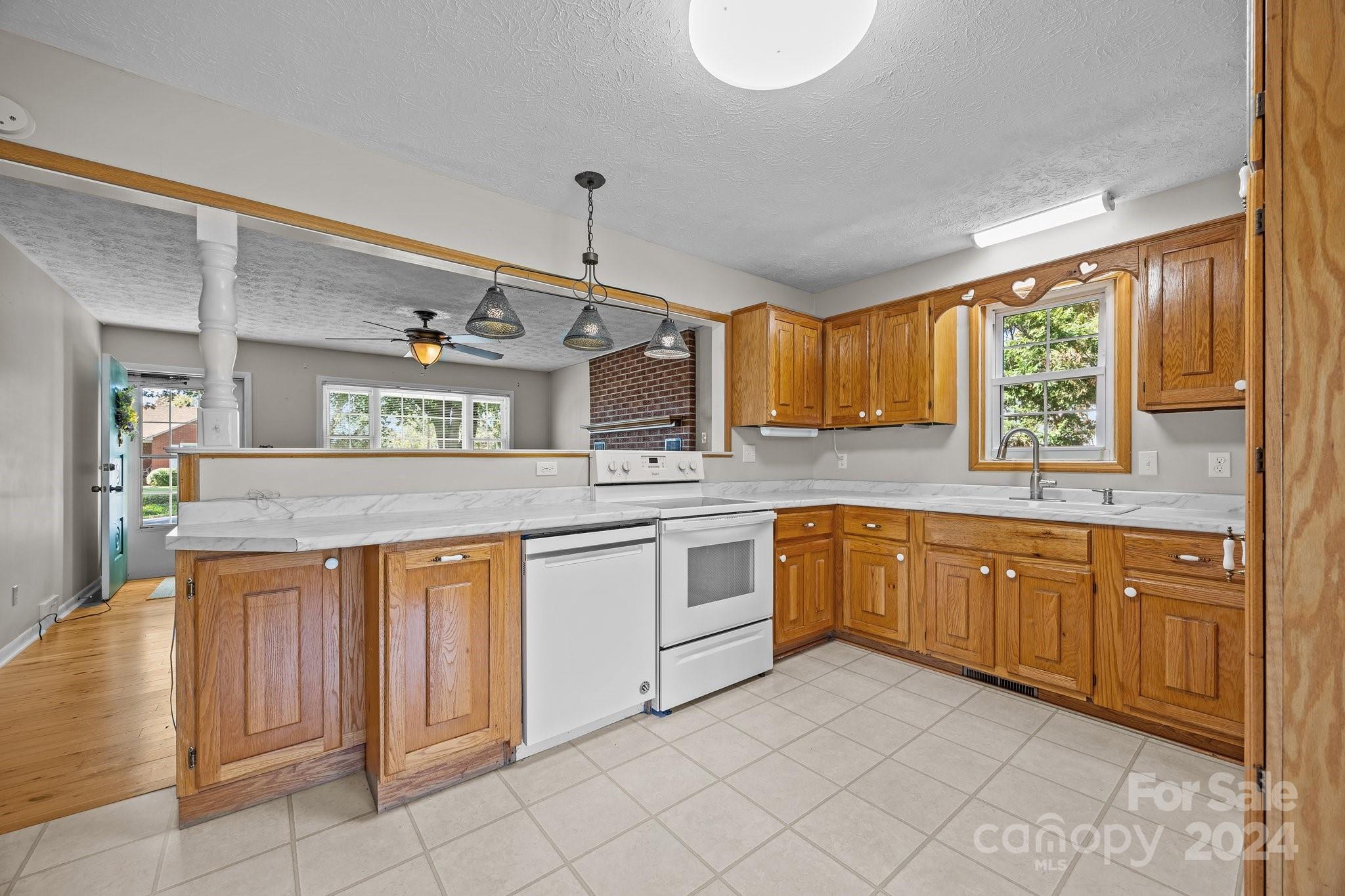 105 Hilltop Farm Road Canton NC 28716