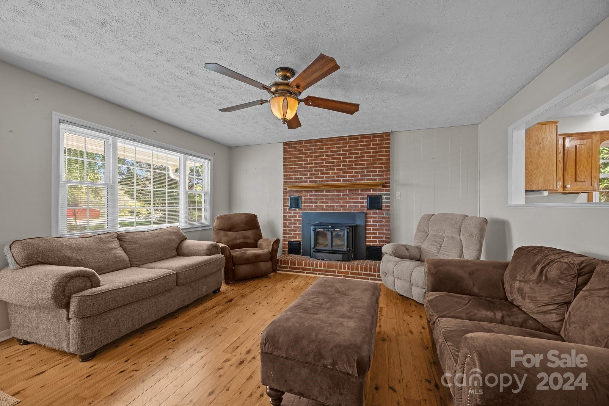 105 Hilltop Farm Road Canton NC 28716