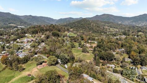 105 Hilltop Farm Road Canton NC 28716