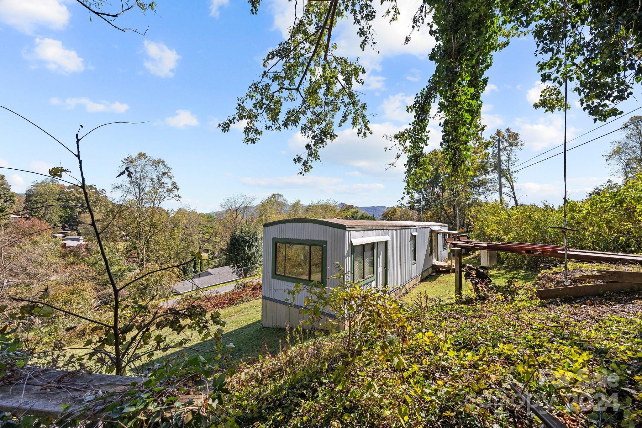 105 Hilltop Farm Road Canton NC 28716