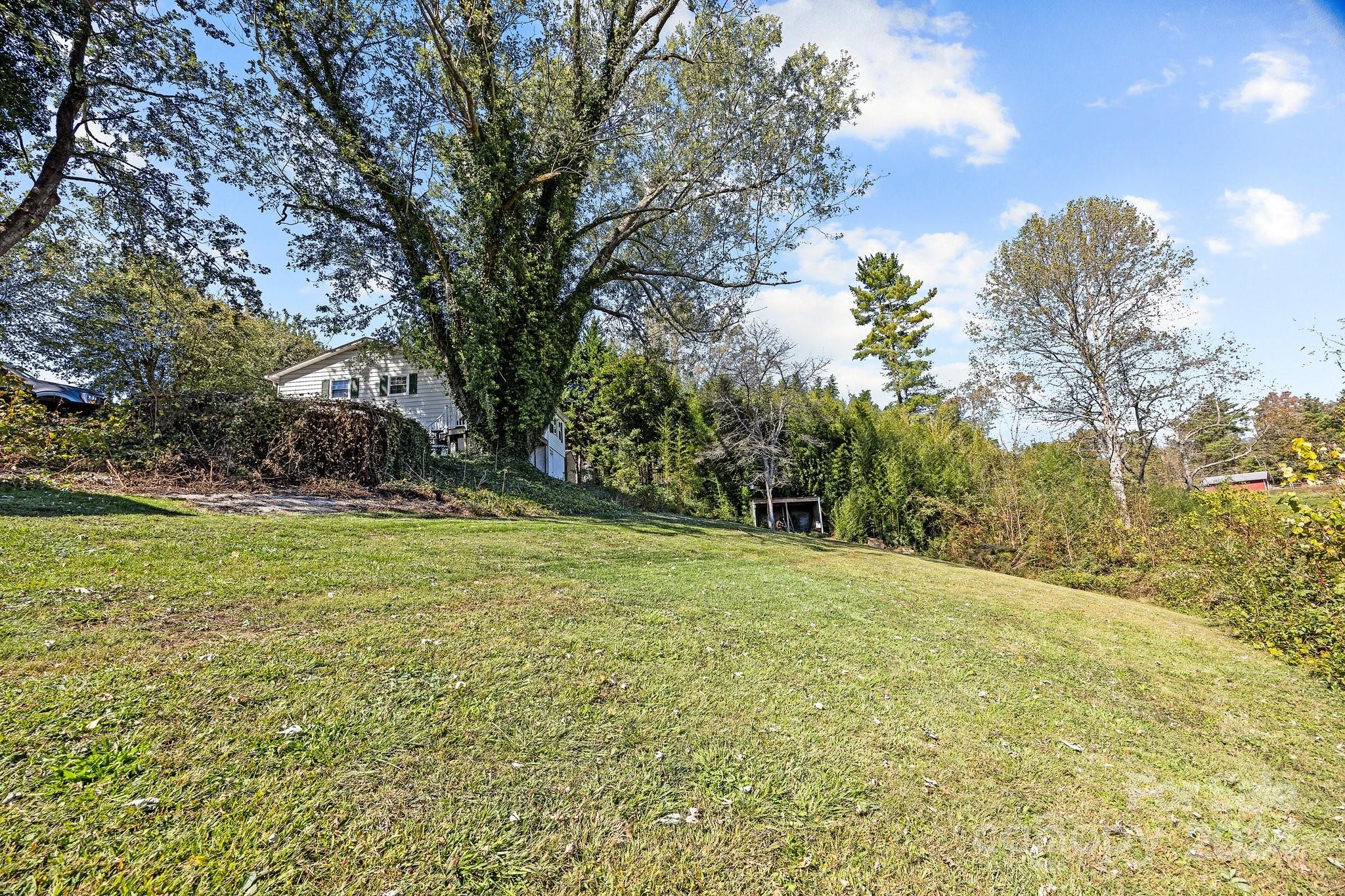 105 Hilltop Farm Road Canton NC 28716