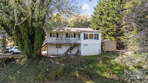 105 Hilltop Farm Road Canton NC 28716