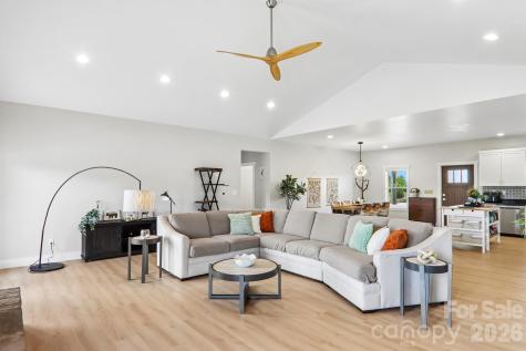 68 Simply Grateful Drive Hendersonville NC 28792