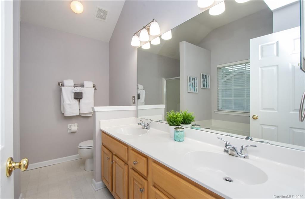 9924 Highlands Crossing Drive Charlotte NC 28277