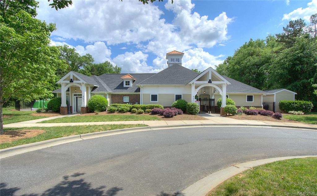 9924 Highlands Crossing Drive Charlotte NC 28277