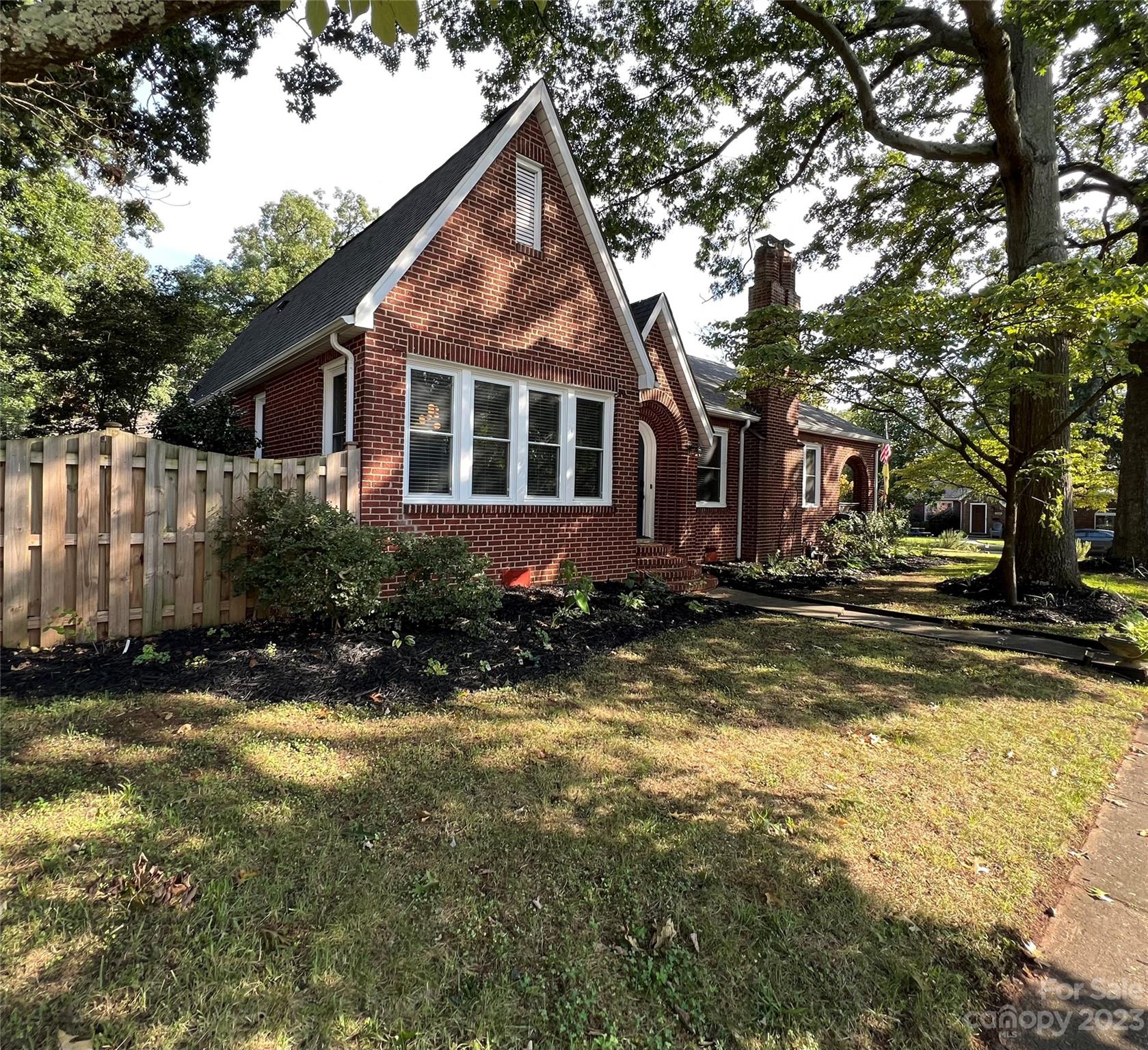 2201 Mcclintock Road Charlotte NC 28205