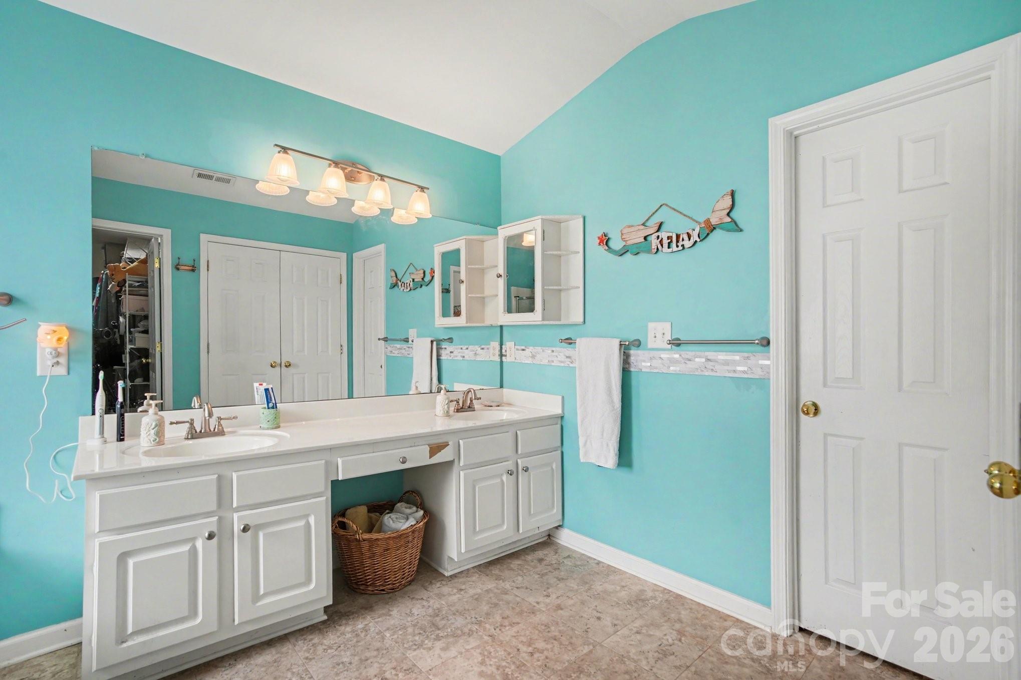 6128 Roseway Court Harrisburg NC 28075