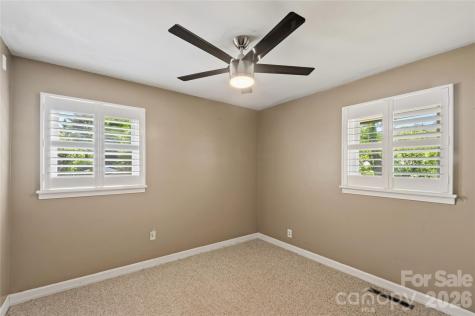 75 Hawthorne Drive Brevard NC 28712