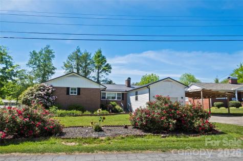 75 Hawthorne Drive Brevard NC 28712