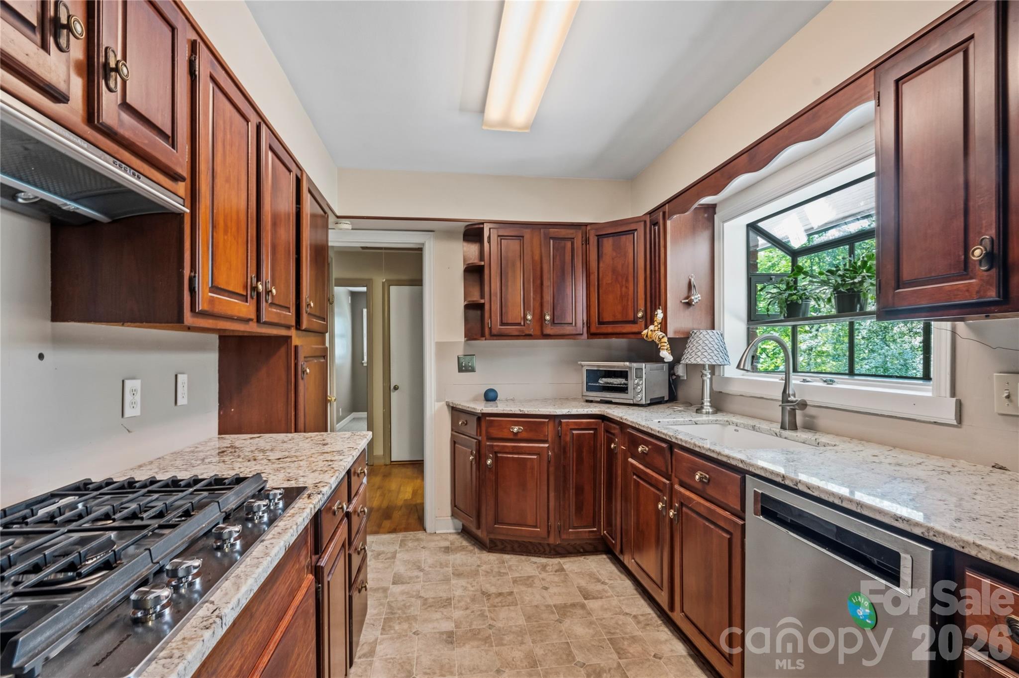 75 Hawthorne Drive Brevard NC 28712