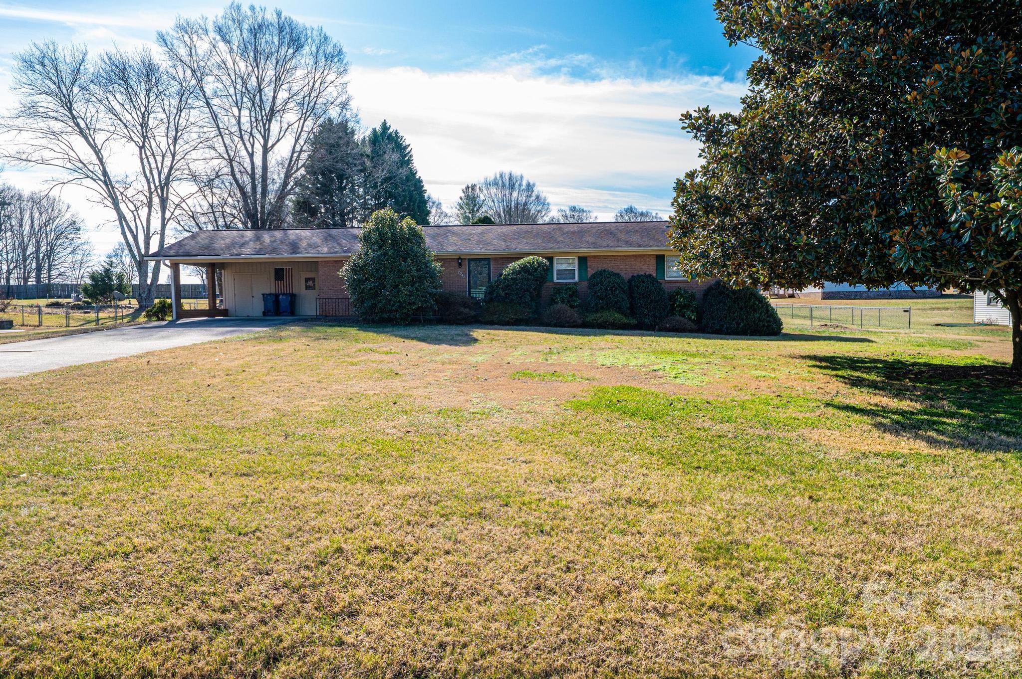 2347 Plainfield Drive Conover NC 28613