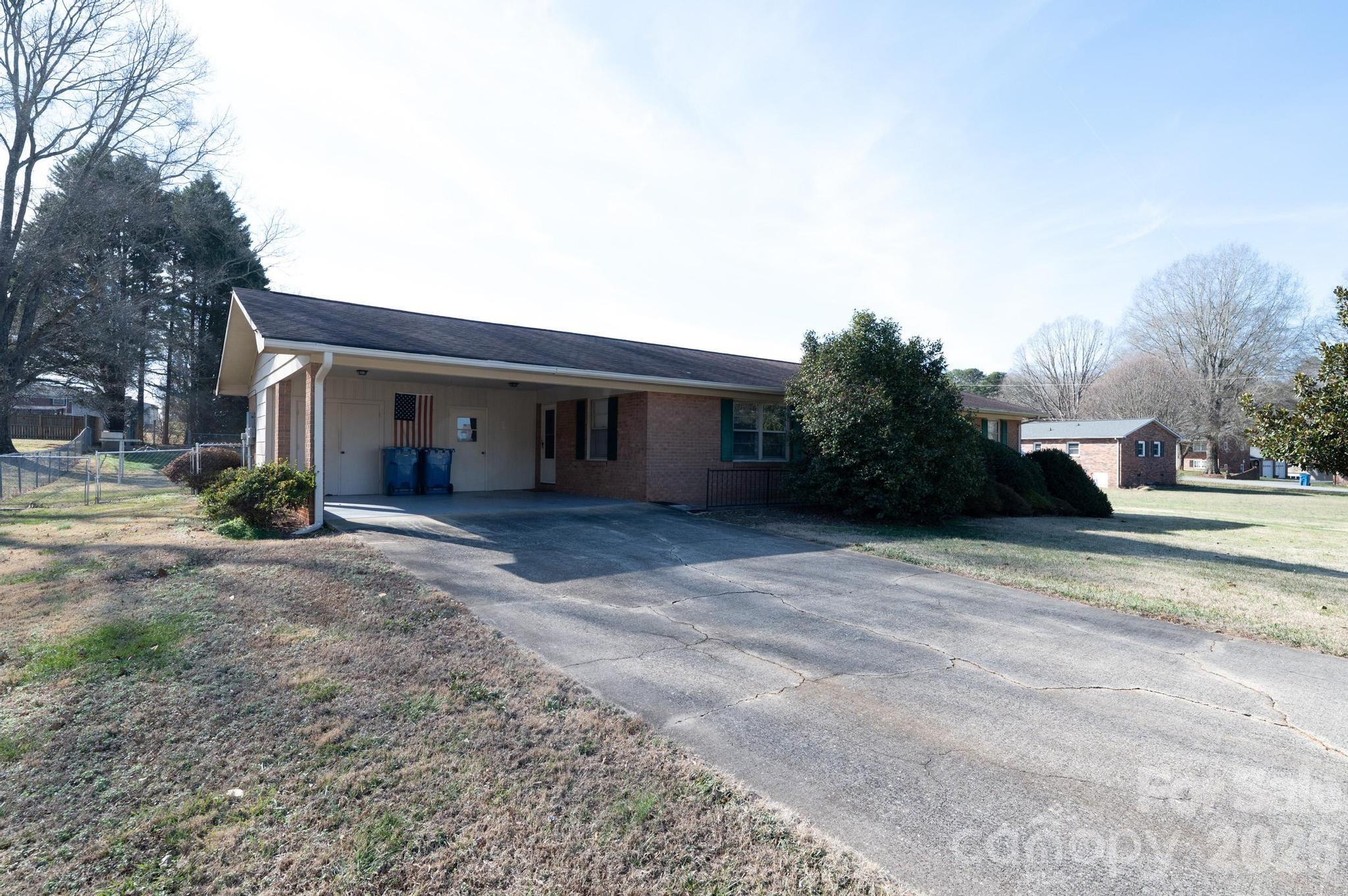2347 Plainfield Drive Conover NC 28613