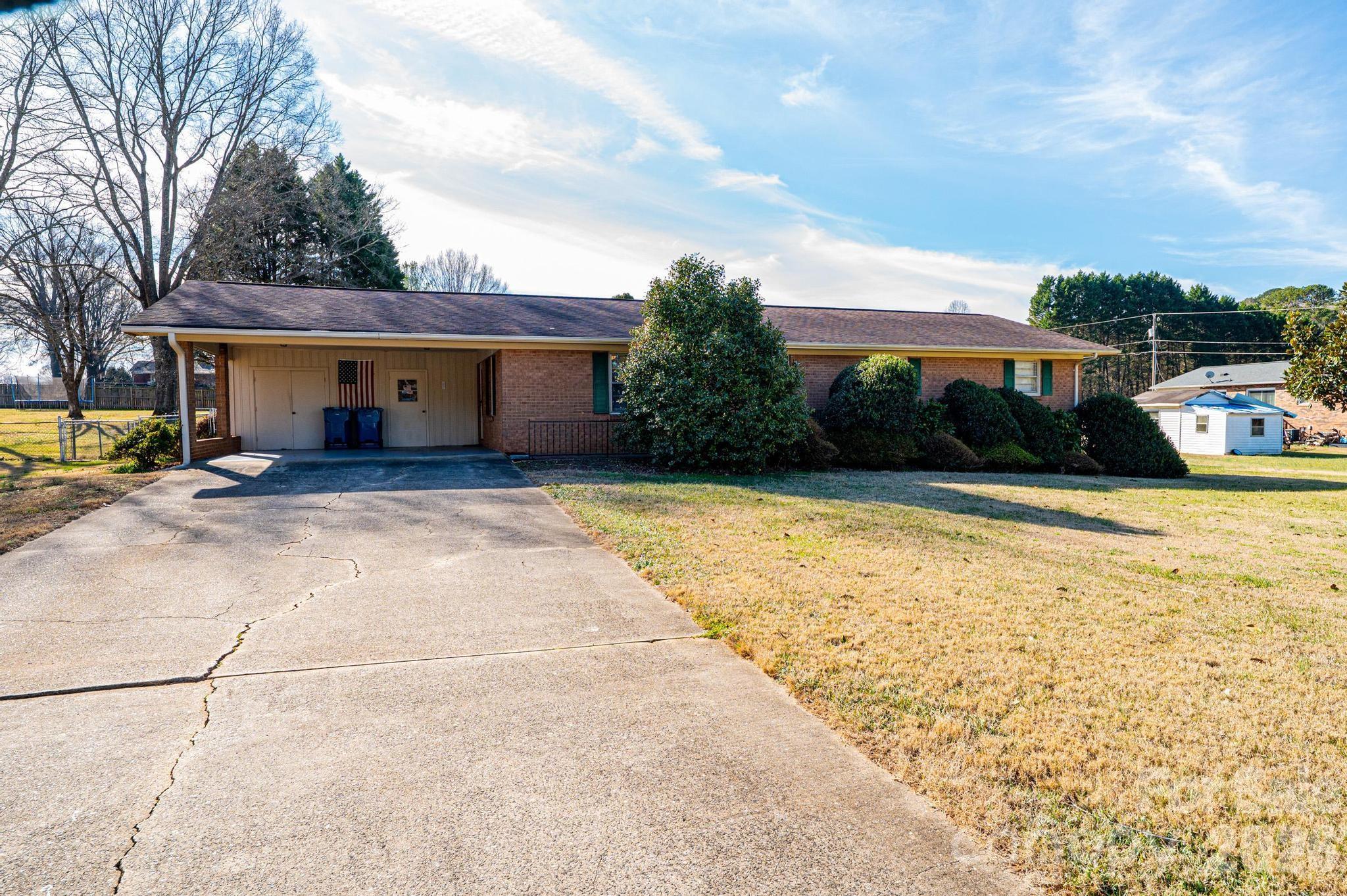 2347 Plainfield Drive Conover NC 28613