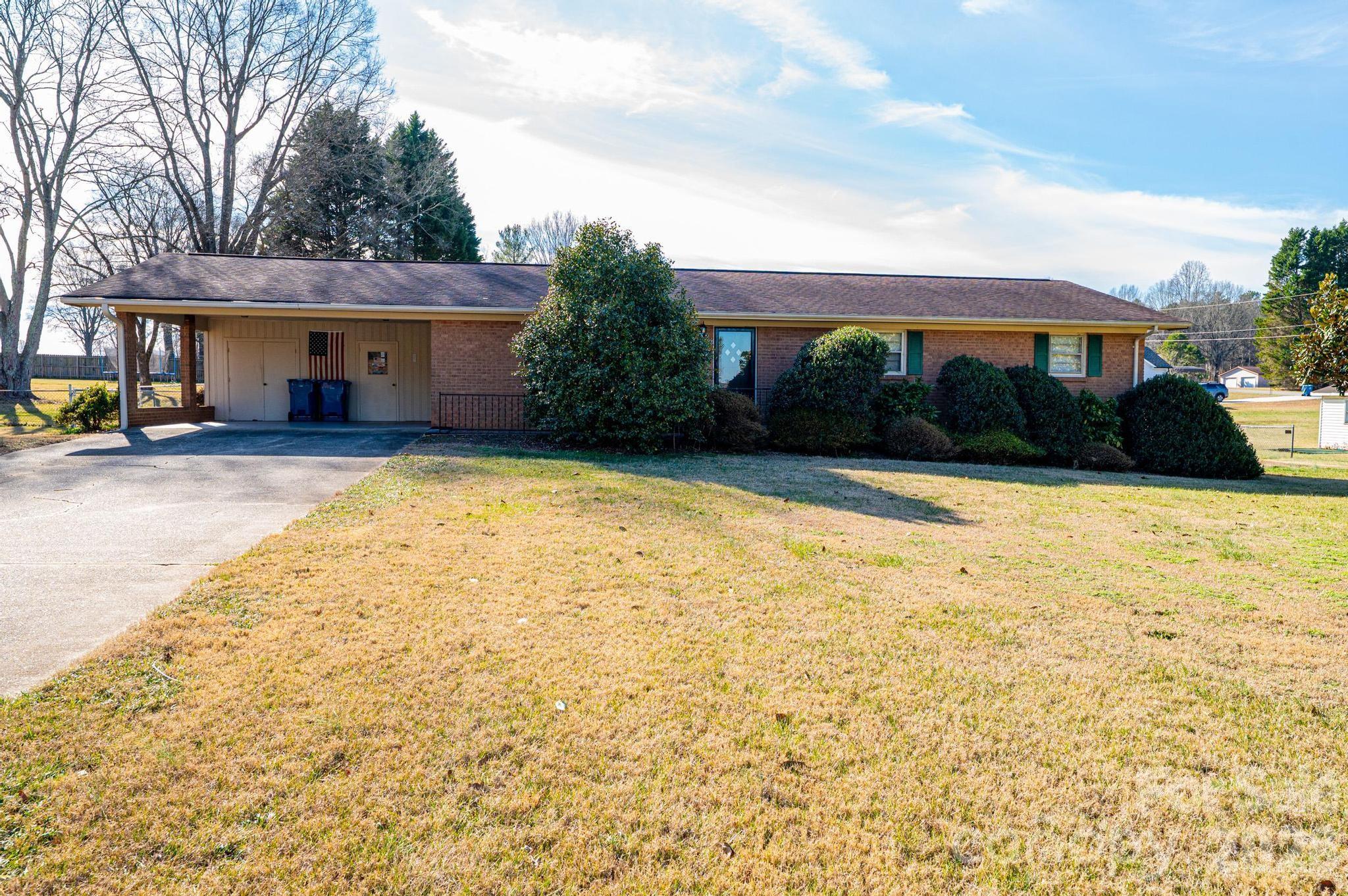 2347 Plainfield Drive Conover NC 28613