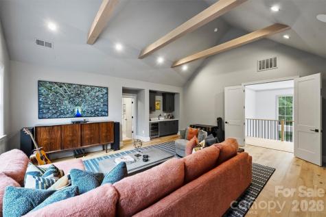 1525 Lynway Drive Charlotte NC 28203