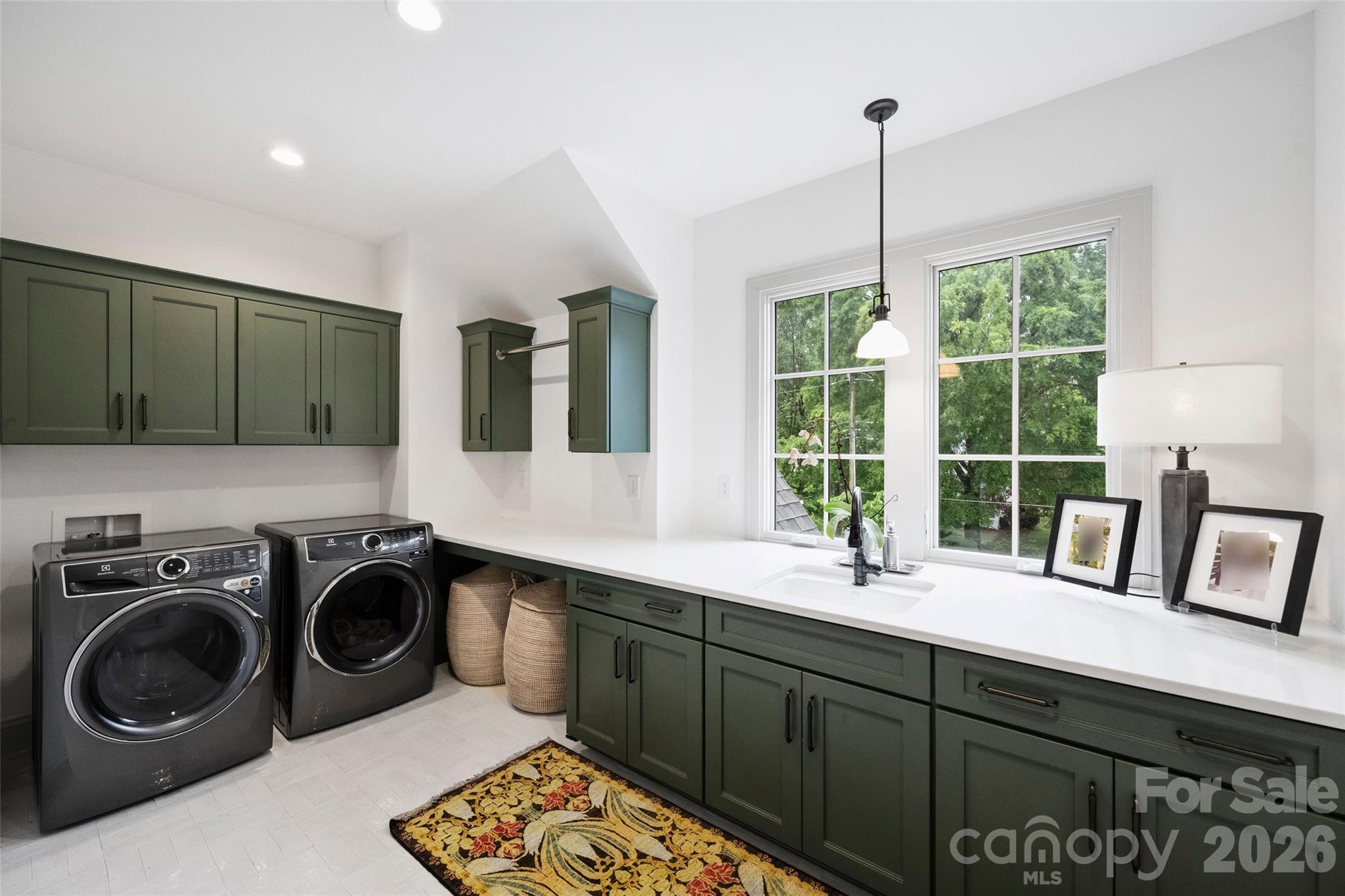 1525 Lynway Drive Charlotte NC 28203