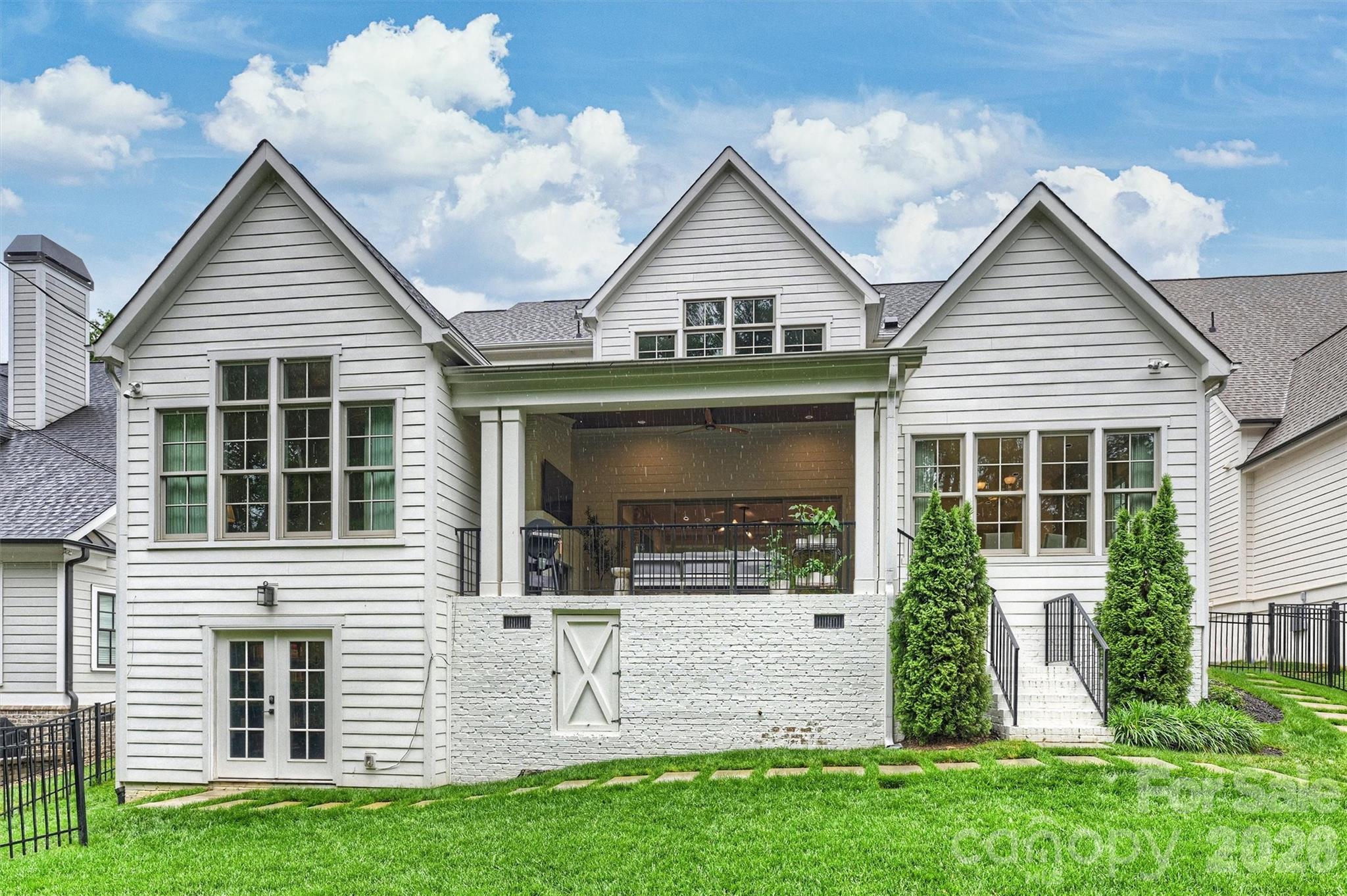 1525 Lynway Drive Charlotte NC 28203