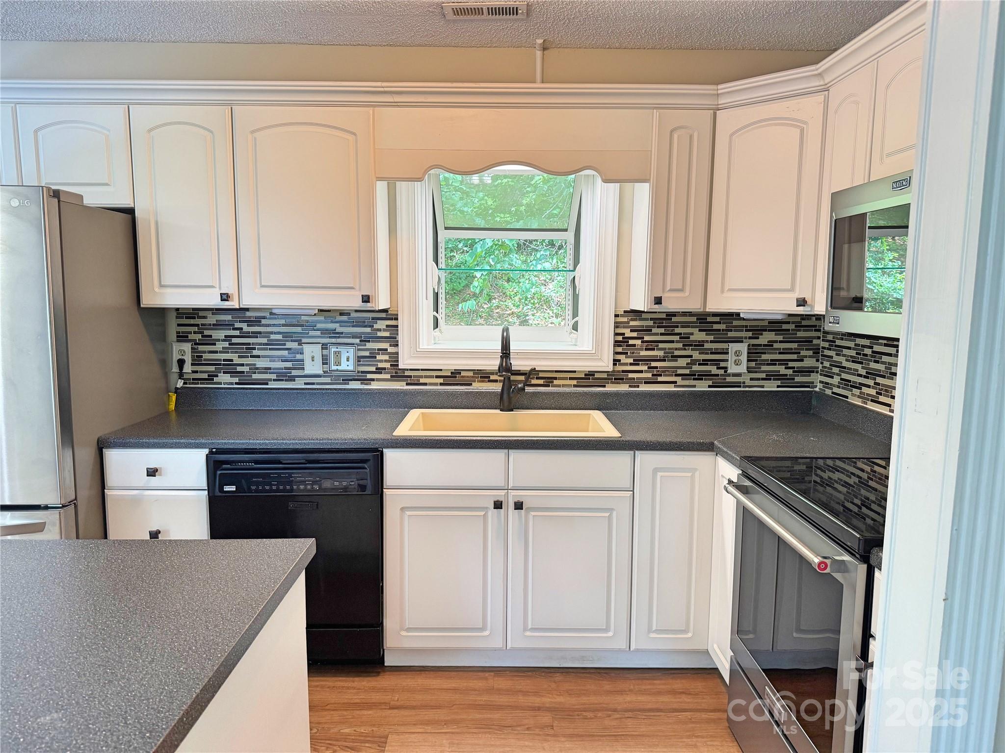 123 Avondale Ridge Road Asheville NC 28803