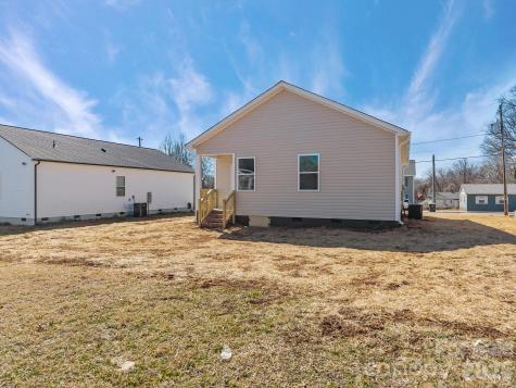 111 E Earnhardt Street Salisbury NC 28144