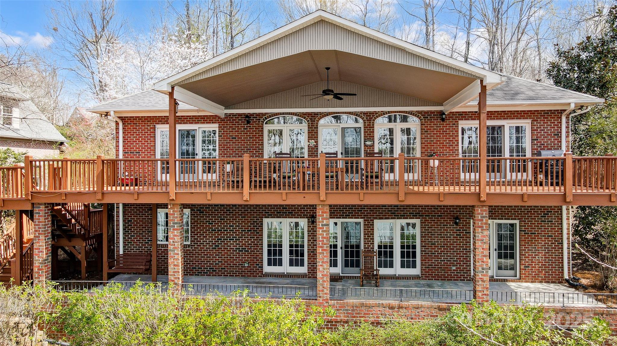 4633 River Bluff Court Charlotte NC 28214