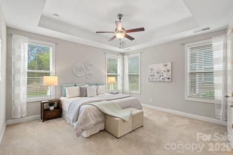 5536 Cheerful Lane Charlotte NC 28215