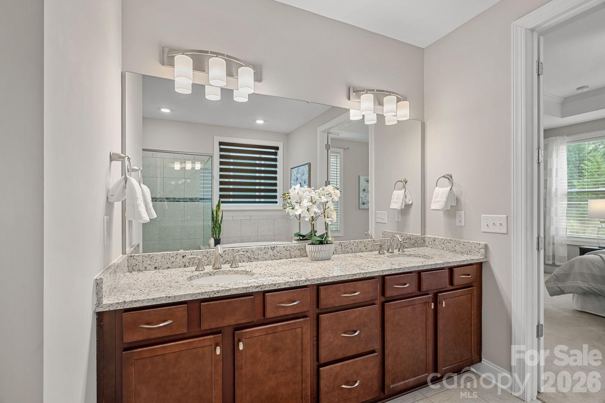 5536 Cheerful Lane Charlotte NC 28215