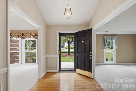 9232 Hemingford Court Charlotte NC 28277