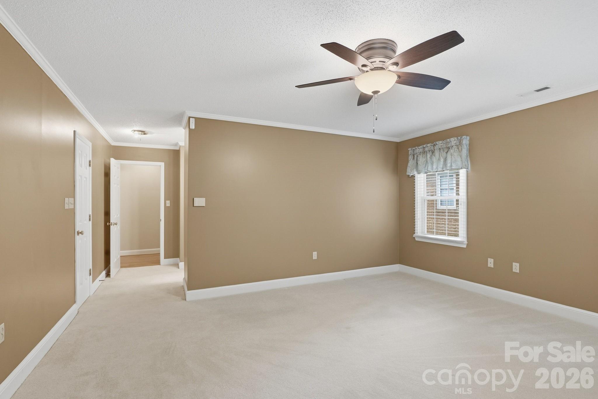 9232 Hemingford Court Charlotte NC 28277